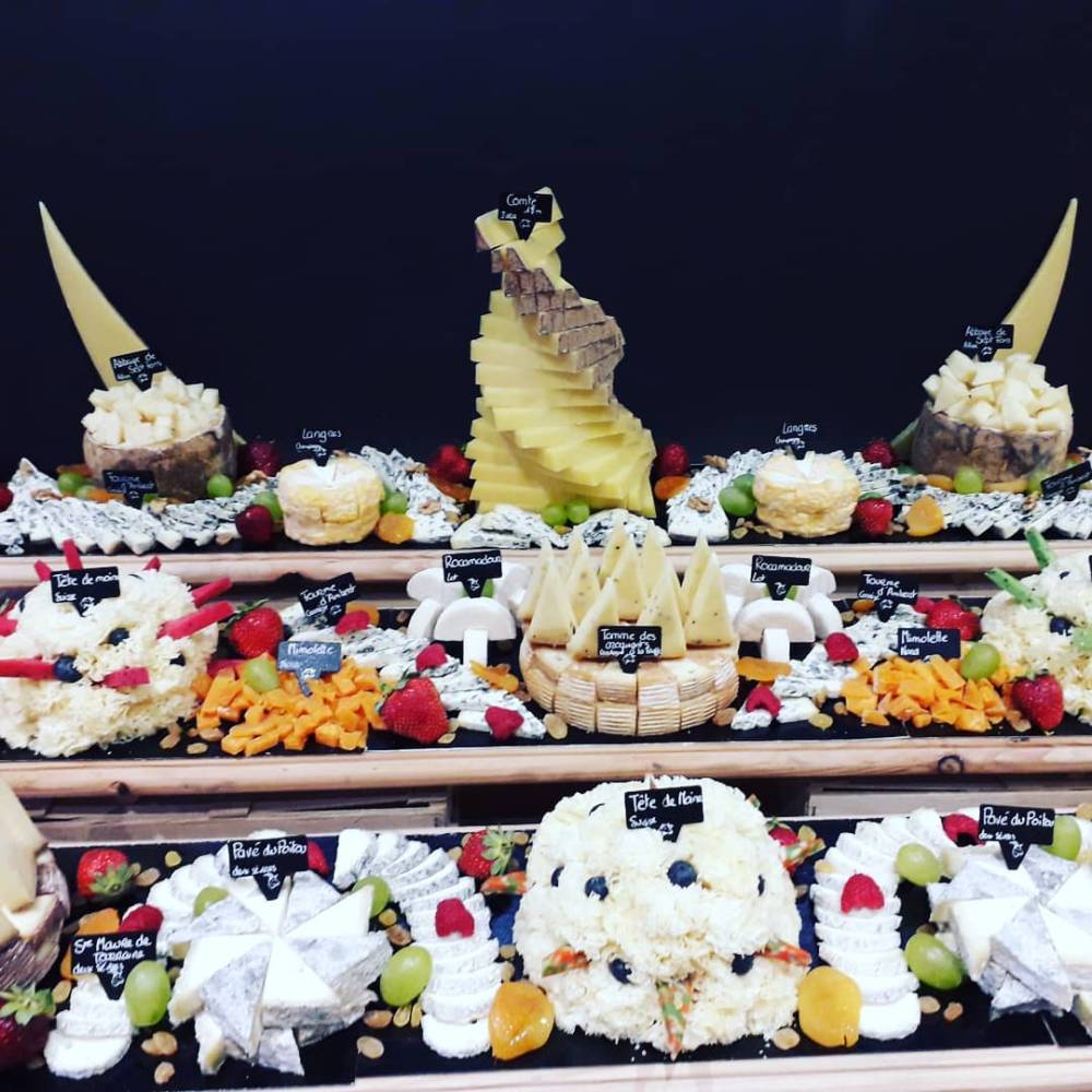 plateau -présentation et dégustation -fromages - chèvres